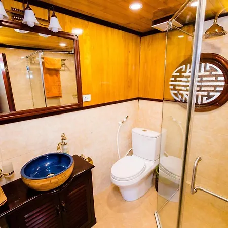 Victory Cruise Hotel Ha Long Exterior photo